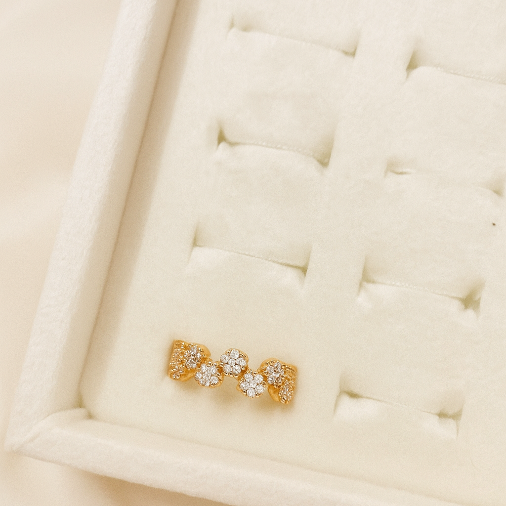 Zirconia Floral Ring