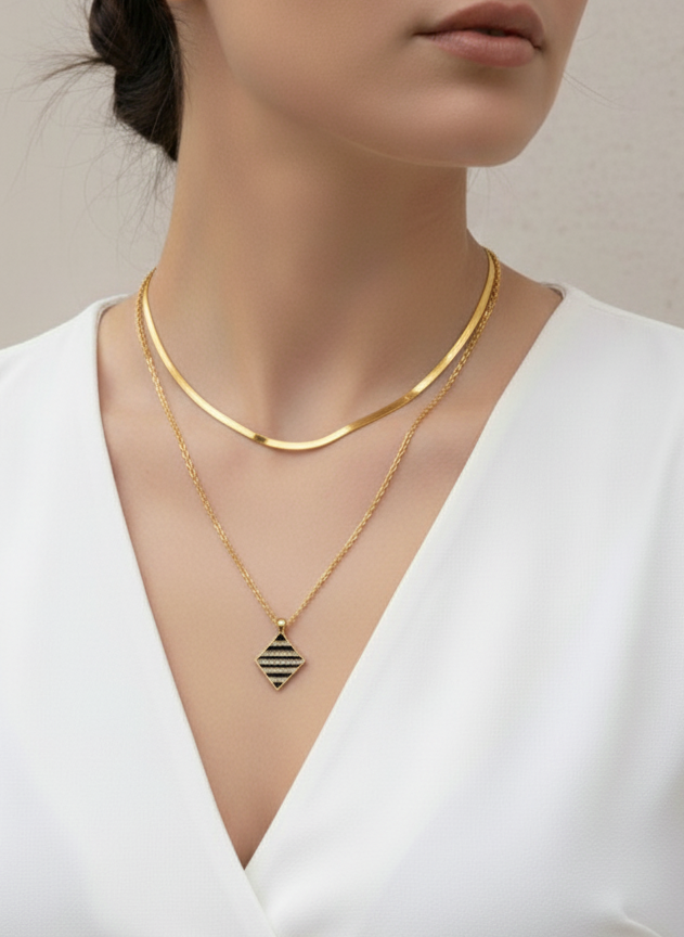 Diamond Shape Pendant Necklace