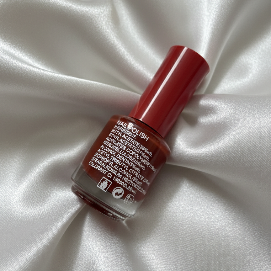 Long-Lasting Glossy Nail Polish