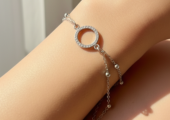 Circle Charm Silver Bracelet