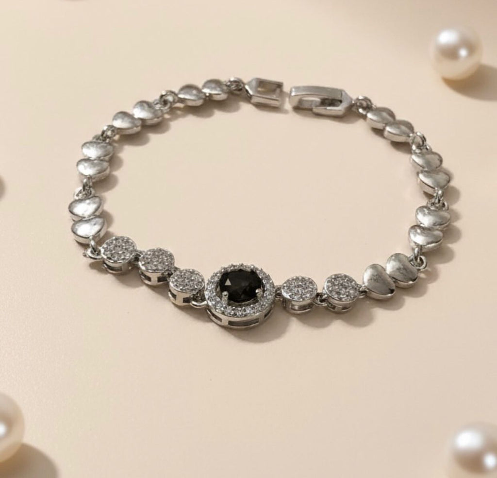 Elegant Adjustable Bracelet – Stylish Everyday Accessory