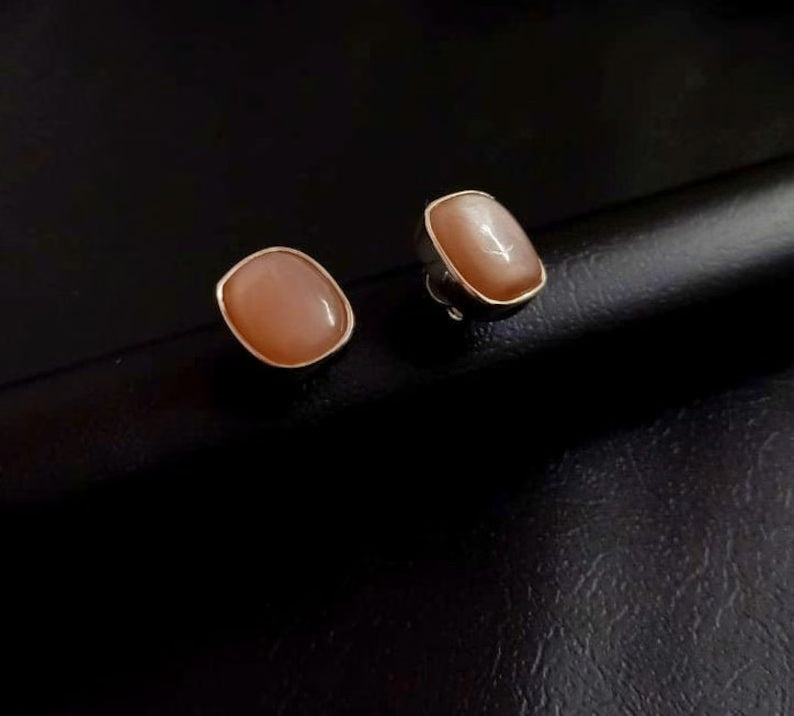 Soft Nude Geometric Square Stud Earrings